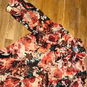 ⛄️ 4 for $20 Worthington pink floral blouse